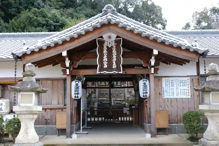 丹生酒殿神社の本殿・本堂