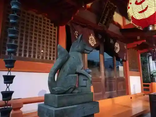 豊受稲荷本宮の狛犬