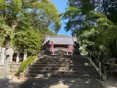 諏訪神社の本殿