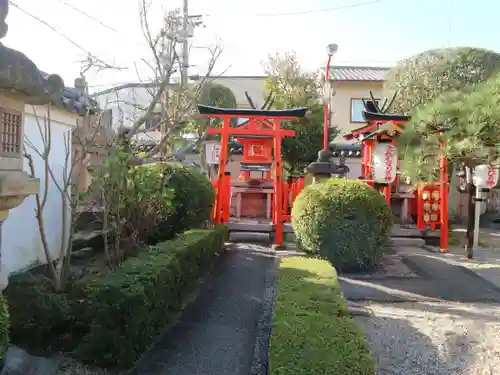 御霊神社の末社