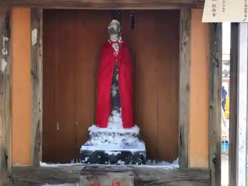 西新井大師総持寺の地蔵