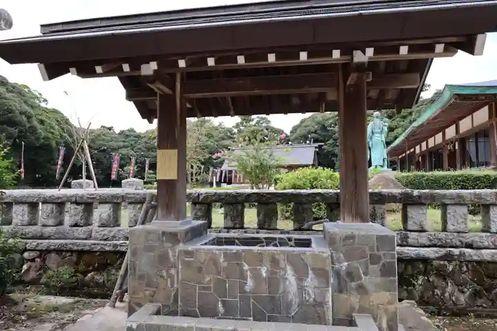 松江護國神社の手水舎