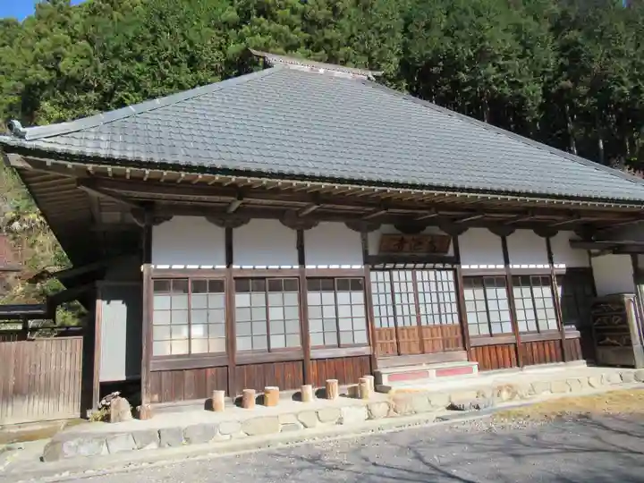 高源寺の本殿・本堂