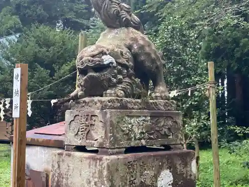 花松神社の狛犬