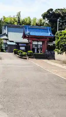 観音寺の山門・神門