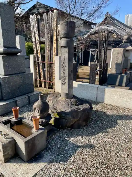 仙寿院の{uncategorized: "未分類", other: "その他", undefined: "問題あり", building: "その他建物", grave: "お墓", sacred_gate: "鳥居", guardian: "狛犬", statue: "像", buddha: "仏像", history: "歴史", nature: "自然", garden: "庭園", animal: "動物", pagoda: "塔", temizu: "手水舎", mountain_gate: "山門・神門", sanctuary: "本殿・本堂", subordinate: "末社・摂社", art: "芸術", scenery: "景色", jizo: "地蔵", ema: "絵馬", goshuin: "御朱印", omikuji: "おみくじ", items: "授与品その他", amulet: "お守り", goshuincho: "御朱印帳", eats: "食事", festival: "お祭り", votive_dance: "神楽", shichigosan: "七五三参", wedding: "結婚式", experience: "体験その他", initially: "初詣", around: "周辺", anti_infection: "感染症対策"}