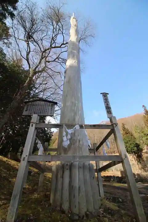 諏訪大社上社前宮の自然