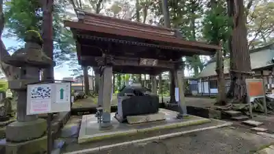 小室浅間神社の手水舎