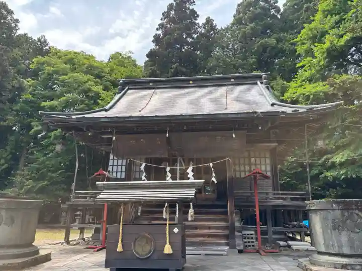 今市瀧尾神社の{uncategorized: "未分類", other: "その他", undefined: "問題あり", building: "その他建物", grave: "お墓", sacred_gate: "鳥居", guardian: "狛犬", statue: "像", buddha: "仏像", history: "歴史", nature: "自然", garden: "庭園", animal: "動物", pagoda: "塔", temizu: "手水舎", mountain_gate: "山門・神門", sanctuary: "本殿・本堂", subordinate: "末社・摂社", art: "芸術", scenery: "景色", jizo: "地蔵", ema: "絵馬", goshuin: "御朱印", omikuji: "おみくじ", items: "授与品その他", amulet: "お守り", goshuincho: "御朱印帳", eats: "食事", festival: "お祭り", votive_dance: "神楽", shichigosan: "七五三参", wedding: "結婚式", experience: "体験その他", initially: "初詣", around: "周辺", anti_infection: "感染症対策"}