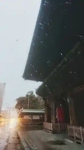 尾張大國霊神社（国府宮）の山門