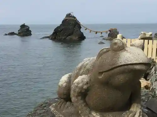 二見興玉神社の狛犬