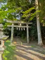 天津神社の{uncategorized: "未分類", other: "その他", undefined: "問題あり", building: "その他建物", grave: "お墓", sacred_gate: "鳥居", guardian: "狛犬", statue: "像", buddha: "仏像", history: "歴史", nature: "自然", garden: "庭園", animal: "動物", pagoda: "塔", temizu: "手水舎", mountain_gate: "山門・神門", sanctuary: "本殿・本堂", subordinate: "末社・摂社", art: "芸術", scenery: "景色", jizo: "地蔵", ema: "絵馬", goshuin: "御朱印", omikuji: "おみくじ", items: "授与品その他", amulet: "お守り", goshuincho: "御朱印帳", eats: "食事", festival: "お祭り", votive_dance: "神楽", shichigosan: "七五三参", wedding: "結婚式", experience: "体験その他", initially: "初詣", around: "周辺", anti_infection: "感染症対策"}