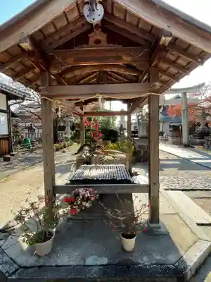 伊豆神社の手水舎