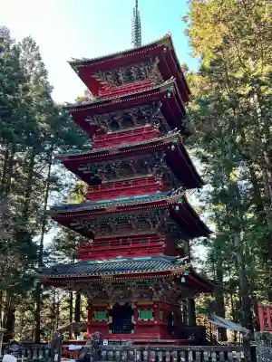 輪王寺薬師堂（本地堂）の{uncategorized: "未分類", other: "その他", undefined: "問題あり", building: "その他建物", grave: "お墓", sacred_gate: "鳥居", guardian: "狛犬", statue: "像", buddha: "仏像", history: "歴史", nature: "自然", garden: "庭園", animal: "動物", pagoda: "塔", temizu: "手水舎", mountain_gate: "山門・神門", sanctuary: "本殿・本堂", subordinate: "末社・摂社", art: "芸術", scenery: "景色", jizo: "地蔵", ema: "絵馬", goshuin: "御朱印", omikuji: "おみくじ", items: "授与品その他", amulet: "お守り", goshuincho: "御朱印帳", eats: "食事", festival: "お祭り", votive_dance: "神楽", shichigosan: "七五三参", wedding: "結婚式", experience: "体験その他", initially: "初詣", around: "周辺", anti_infection: "感染症対策"}