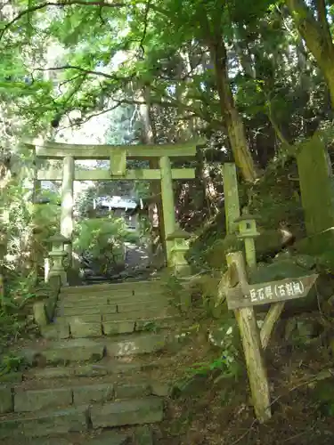 名草厳島神社の鳥居