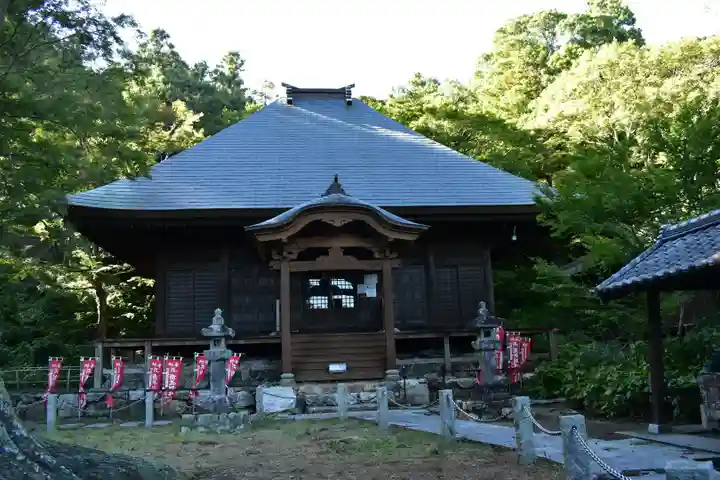 普門寺(切り絵御朱印発祥の寺)の本殿・本堂