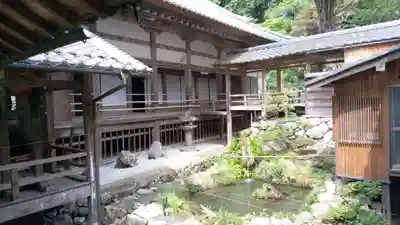 妙法寺の本殿・本堂
