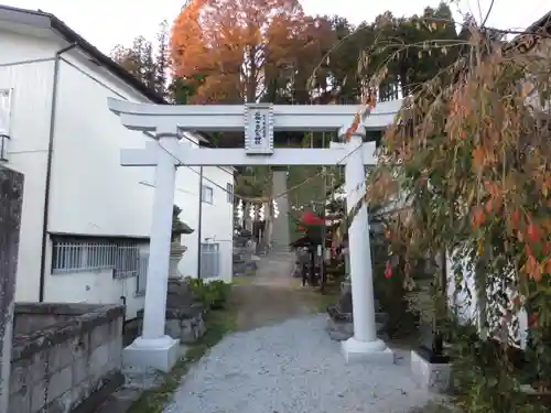 石都々古和気神社の鳥居