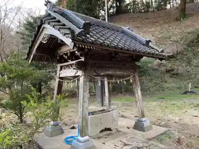八幡神社の手水舎