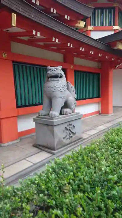 千葉神社の狛犬