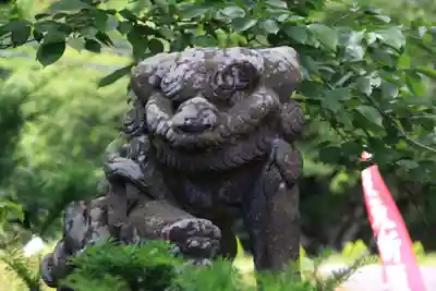 高司神社〜むすびの神の鎮まる社〜の狛犬