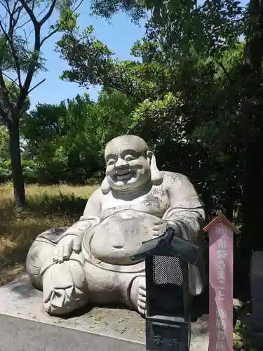 屏風ヶ浦　海岸寺/　御盥山不動坊の像