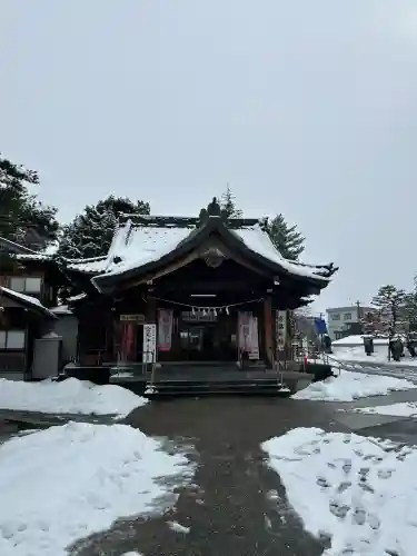 於保多神社の{uncategorized: "未分類", other: "その他", undefined: "問題あり", building: "その他建物", grave: "お墓", sacred_gate: "鳥居", guardian: "狛犬", statue: "像", buddha: "仏像", history: "歴史", nature: "自然", garden: "庭園", animal: "動物", pagoda: "塔", temizu: "手水舎", mountain_gate: "山門・神門", sanctuary: "本殿・本堂", subordinate: "末社・摂社", art: "芸術", scenery: "景色", jizo: "地蔵", ema: "絵馬", goshuin: "御朱印", omikuji: "おみくじ", items: "授与品その他", amulet: "お守り", goshuincho: "御朱印帳", eats: "食事", festival: "お祭り", votive_dance: "神楽", shichigosan: "七五三参", wedding: "結婚式", experience: "体験その他", initially: "初詣", around: "周辺", anti_infection: "感染症対策"}