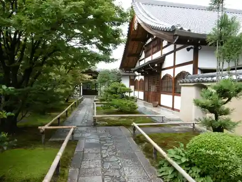 興臨院の本殿・本堂