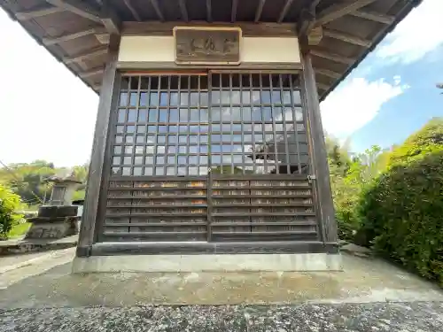 清寿庵の{uncategorized: "未分類", other: "その他", undefined: "問題あり", building: "その他建物", grave: "お墓", sacred_gate: "鳥居", guardian: "狛犬", statue: "像", buddha: "仏像", history: "歴史", nature: "自然", garden: "庭園", animal: "動物", pagoda: "塔", temizu: "手水舎", mountain_gate: "山門・神門", sanctuary: "本殿・本堂", subordinate: "末社・摂社", art: "芸術", scenery: "景色", jizo: "地蔵", ema: "絵馬", goshuin: "御朱印", omikuji: "おみくじ", items: "授与品その他", amulet: "お守り", goshuincho: "御朱印帳", eats: "食事", festival: "お祭り", votive_dance: "神楽", shichigosan: "七五三参", wedding: "結婚式", experience: "体験その他", initially: "初詣", around: "周辺", anti_infection: "感染症対策"}