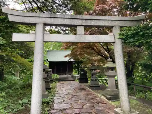 菜洗神社の鳥居