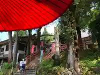 日石寺の庭園