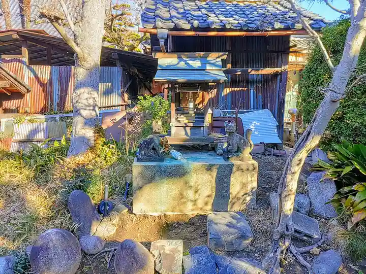 泉増院の末社・摂社