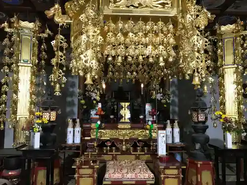 太山寺の本殿