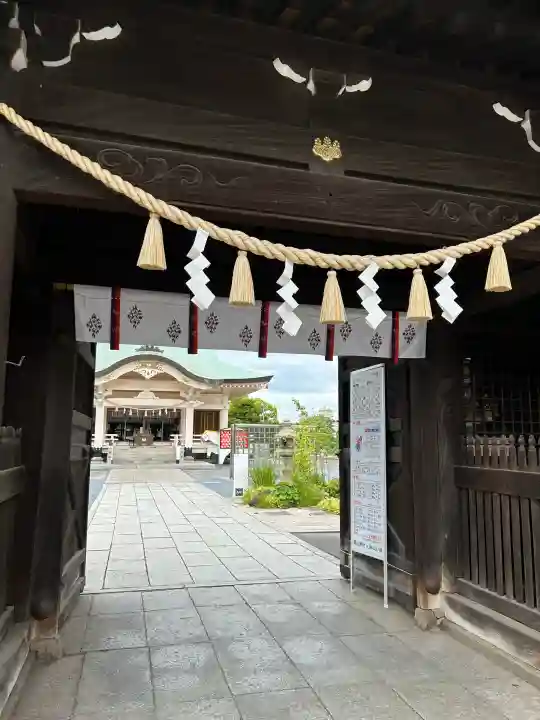 岡山神社の{uncategorized: "未分類", other: "その他", undefined: "問題あり", building: "その他建物", grave: "お墓", sacred_gate: "鳥居", guardian: "狛犬", statue: "像", buddha: "仏像", history: "歴史", nature: "自然", garden: "庭園", animal: "動物", pagoda: "塔", temizu: "手水舎", mountain_gate: "山門・神門", sanctuary: "本殿・本堂", subordinate: "末社・摂社", art: "芸術", scenery: "景色", jizo: "地蔵", ema: "絵馬", goshuin: "御朱印", omikuji: "おみくじ", items: "授与品その他", amulet: "お守り", goshuincho: "御朱印帳", eats: "食事", festival: "お祭り", votive_dance: "神楽", shichigosan: "七五三参", wedding: "結婚式", experience: "体験その他", initially: "初詣", around: "周辺", anti_infection: "感染症対策"}