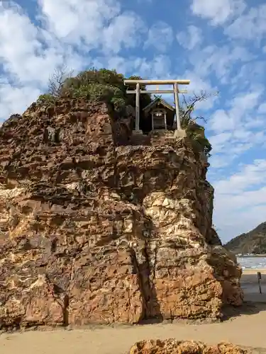 稲佐の浜　弁天島(島根県)