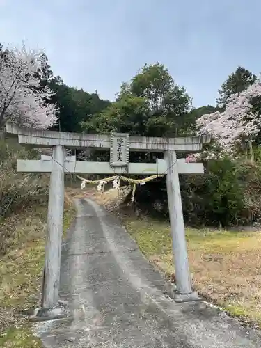 滝谷弁天財の鳥居