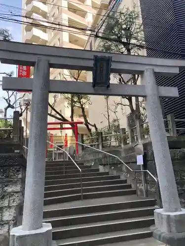 妻戀神社の鳥居