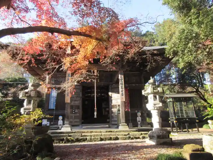 岩之上堂の本殿・本堂