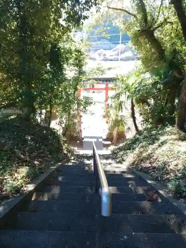 伊古乃速御玉比売神社の{uncategorized: "未分類", other: "その他", undefined: "問題あり", building: "その他建物", grave: "お墓", sacred_gate: "鳥居", guardian: "狛犬", statue: "像", buddha: "仏像", history: "歴史", nature: "自然", garden: "庭園", animal: "動物", pagoda: "塔", temizu: "手水舎", mountain_gate: "山門・神門", sanctuary: "本殿・本堂", subordinate: "末社・摂社", art: "芸術", scenery: "景色", jizo: "地蔵", ema: "絵馬", goshuin: "御朱印", omikuji: "おみくじ", items: "授与品その他", amulet: "お守り", goshuincho: "御朱印帳", eats: "食事", festival: "お祭り", votive_dance: "神楽", shichigosan: "七五三参", wedding: "結婚式", experience: "体験その他", initially: "初詣", around: "周辺", anti_infection: "感染症対策"}