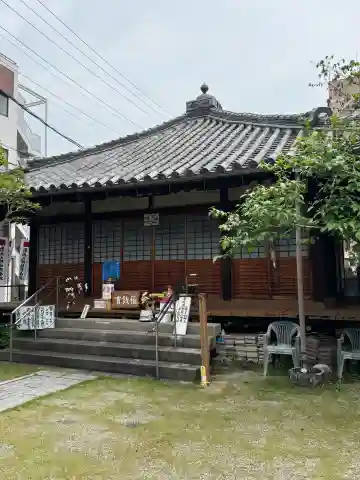 大師寺の{uncategorized: "未分類", other: "その他", undefined: "問題あり", building: "その他建物", grave: "お墓", sacred_gate: "鳥居", guardian: "狛犬", statue: "像", buddha: "仏像", history: "歴史", nature: "自然", garden: "庭園", animal: "動物", pagoda: "塔", temizu: "手水舎", mountain_gate: "山門・神門", sanctuary: "本殿・本堂", subordinate: "末社・摂社", art: "芸術", scenery: "景色", jizo: "地蔵", ema: "絵馬", goshuin: "御朱印", omikuji: "おみくじ", items: "授与品その他", amulet: "お守り", goshuincho: "御朱印帳", eats: "食事", festival: "お祭り", votive_dance: "神楽", shichigosan: "七五三参", wedding: "結婚式", experience: "体験その他", initially: "初詣", around: "周辺", anti_infection: "感染症対策"}