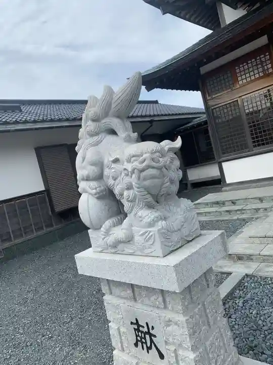 扶桑教高乃宮の狛犬