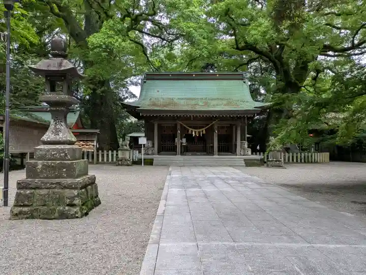 春日神社の{uncategorized: "未分類", other: "その他", undefined: "問題あり", building: "その他建物", grave: "お墓", sacred_gate: "鳥居", guardian: "狛犬", statue: "像", buddha: "仏像", history: "歴史", nature: "自然", garden: "庭園", animal: "動物", pagoda: "塔", temizu: "手水舎", mountain_gate: "山門・神門", sanctuary: "本殿・本堂", subordinate: "末社・摂社", art: "芸術", scenery: "景色", jizo: "地蔵", ema: "絵馬", goshuin: "御朱印", omikuji: "おみくじ", items: "授与品その他", amulet: "お守り", goshuincho: "御朱印帳", eats: "食事", festival: "お祭り", votive_dance: "神楽", shichigosan: "七五三参", wedding: "結婚式", experience: "体験その他", initially: "初詣", around: "周辺", anti_infection: "感染症対策"}