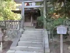 石上神宮の末社