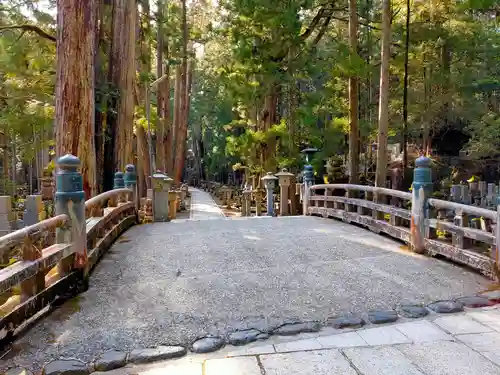 高野山金剛峯寺奥の院(和歌山県)