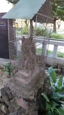 千種稲荷神社の狛犬