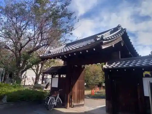 染井稲荷神社の山門