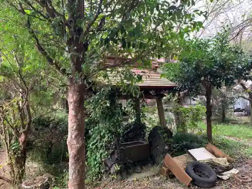 旭稲荷神社の手水舎