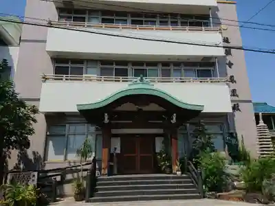 超願寺の本殿・本堂