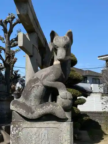 稲荷神社の{uncategorized: "未分類", other: "その他", undefined: "問題あり", building: "その他建物", grave: "お墓", sacred_gate: "鳥居", guardian: "狛犬", statue: "像", buddha: "仏像", history: "歴史", nature: "自然", garden: "庭園", animal: "動物", pagoda: "塔", temizu: "手水舎", mountain_gate: "山門・神門", sanctuary: "本殿・本堂", subordinate: "末社・摂社", art: "芸術", scenery: "景色", jizo: "地蔵", ema: "絵馬", goshuin: "御朱印", omikuji: "おみくじ", items: "授与品その他", amulet: "お守り", goshuincho: "御朱印帳", eats: "食事", festival: "お祭り", votive_dance: "神楽", shichigosan: "七五三参", wedding: "結婚式", experience: "体験その他", initially: "初詣", around: "周辺", anti_infection: "感染症対策"}
