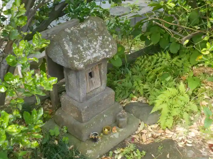 祠(弁天社跡の石祠)(神奈川県)